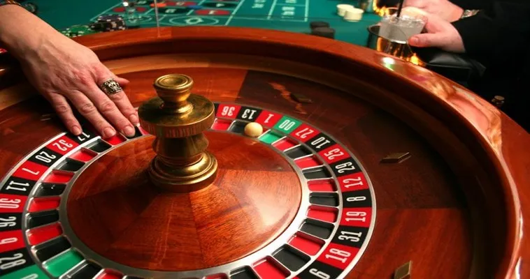 Cách Chơi Roulette Cổng Game IWinClub Với Nhiều Cửa Cược Hấp Dẫn